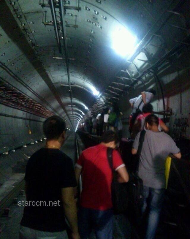 火车经过隧道乘客被煤灰吹黑解决方案